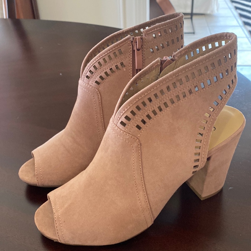 Francesca’s booties size 7.5 brand new